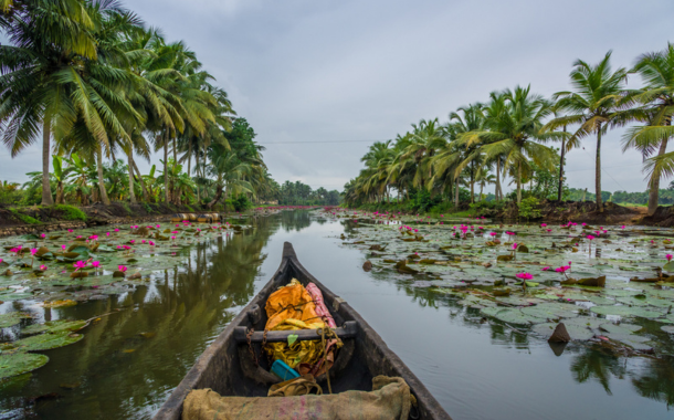 EXPLORE KUMARAKOM