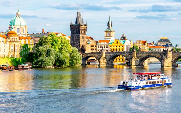 Prague---Vltava-cruise